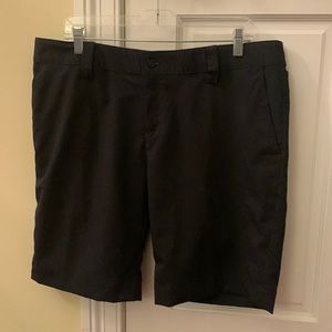 NWT Women’s Under Armour Performance Shorts- Size 14
